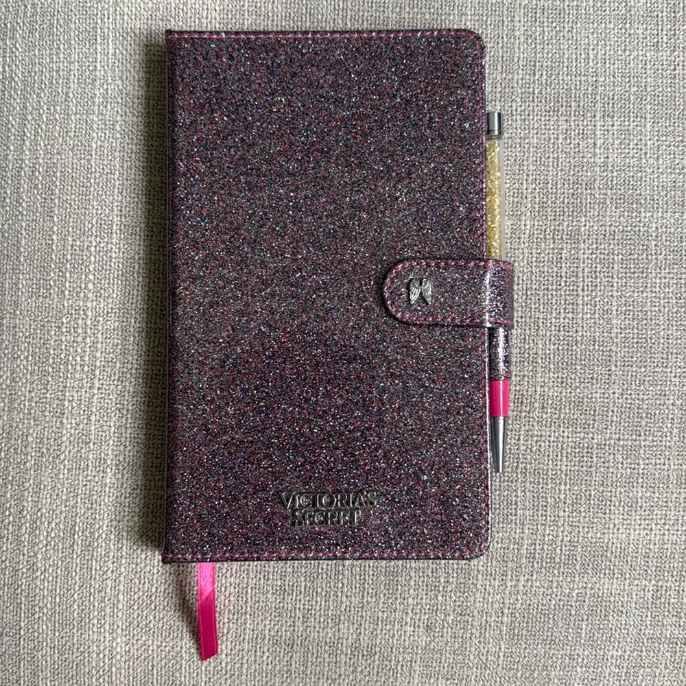 Victoria’s Secret Notebook Pre Owned Pink good Condition
